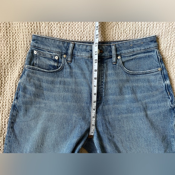 Madewell The Curvy '90s Straight Jeans in Enmore Wash -  Size 30 - Picture 7 of 11